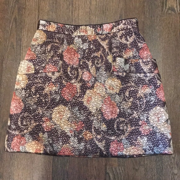 Club Monaco Dresses & Skirts - 👗CLUB MONACO skirt- 0